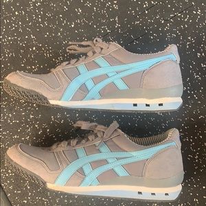 Onitsuka Tiger | Gray and Light Blue | Size 7.5